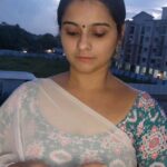 Haripriya Isai Instagram - Noor kaviyam solli thotrathu indru ni solvathu🤩