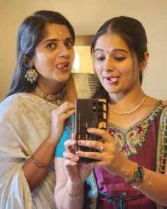Haripriya Isai Instagram - Hey aunnn (you know what I mean 😝) ! Thank you for making me believe in female friendship all over again! Thank you for being a sweetest sister, a closest friend and a well wisher to me ❤️ Vellavi - Always remember i love you so much and will always be there for you 🫶 Don’t even think of escaping from me. Forever there to pester you like this even in no shoot days 😝 Chennai, India