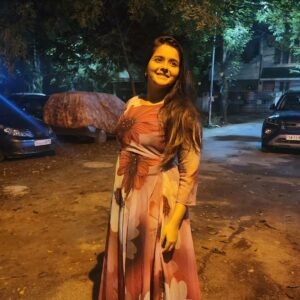 Haripriya Isai Instagram - Mounam💞💞