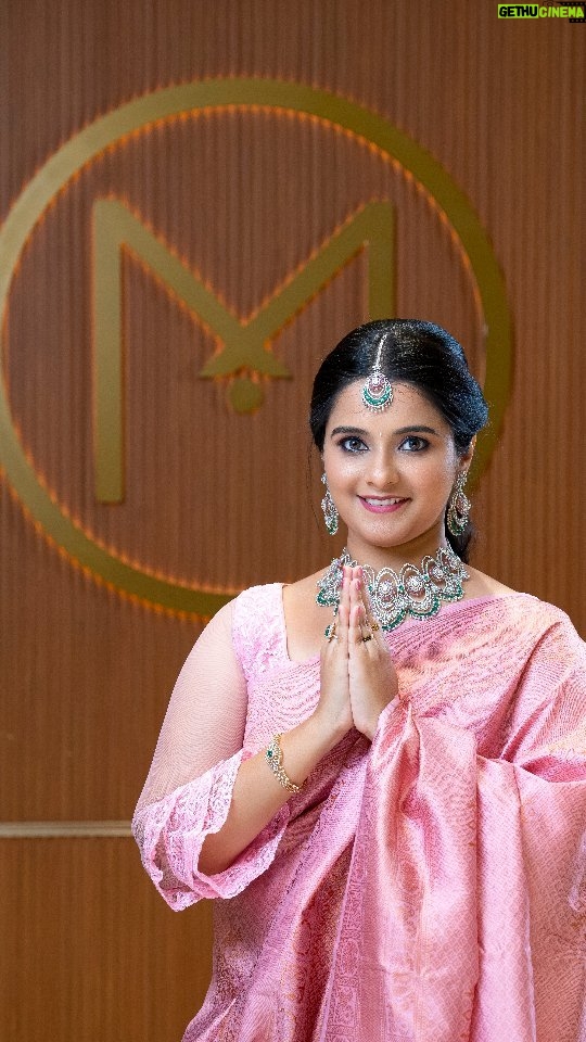 Haripriya Isai Instagram - Get ready for a sparkling Diwali celebration with @malabargoldanddiamonds I recently visited 📍Malabar Gold & Diamonds, to explore their jewellery and festive offers! • 100mg gold coins with purchase of every Rs 30000 on gold jewellery* • Upto 30℅ off on diamond value* • Upto 30℅ off on wastage of gemstone and polki jewellery* Offers valid till 19th November *T&C Apply. Visit a store near you and experience it yourself. #MalabarGoldandDiamonds #FestiveCollection #FestiveJewellery #DiwaliShopping