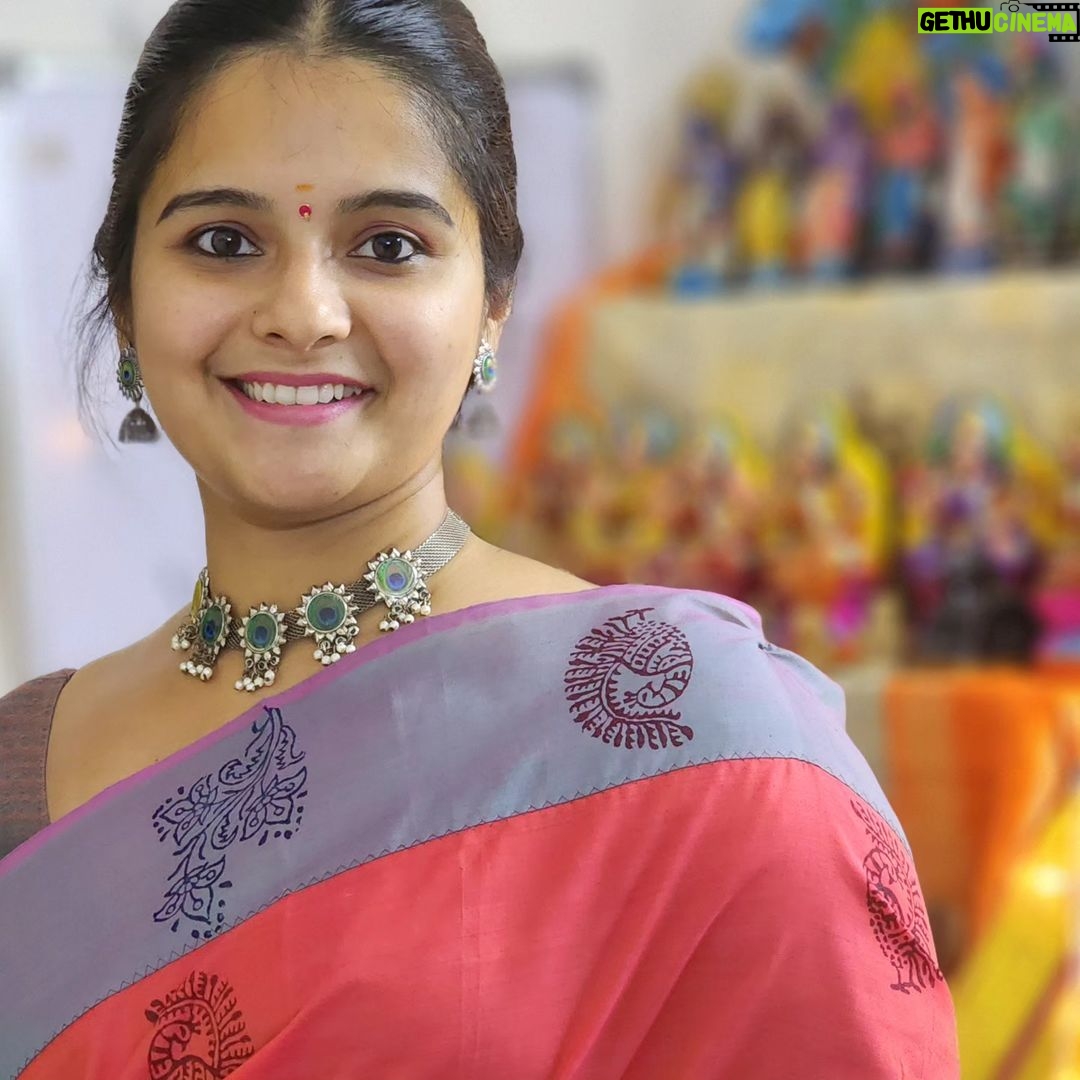 Haripriya Isai - 17.5K Likes -