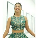 Harleen Sethi Instagram - इश्क़ न हुआ कोहरा हो जैसे तुम्हारे सिवा कुछ दिखता ही नहीं #Kohrra streaming now only on @netflix_in 💚 Channelling my Desi Barbie in: Outfit @shriyasinghi.co Accessories @aulerthofficial Styled by @stylingbyvictor @sohail__mughal___ Makeup @makeupbyvinod Hair @sunny_hairr @kavitaparmar_makeup_hair 📸 @throwbakc