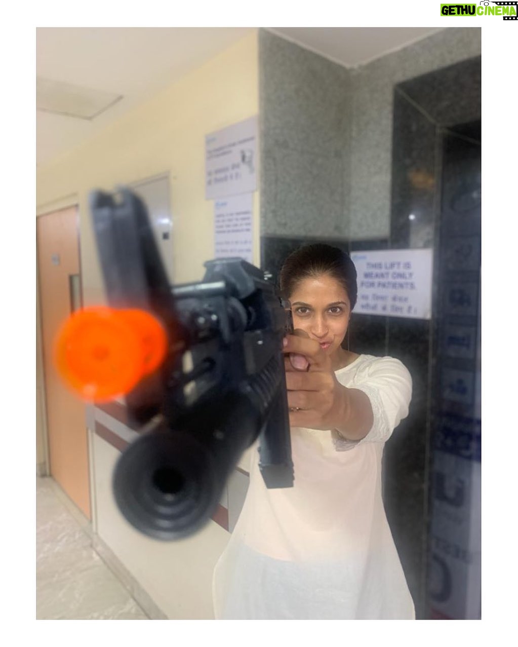 Harleen Sethi Instagram - In a parallel narrative, had papaji not said “jaa Nimrat jaa, jee le apni zindagi” 🔫 🤭 (Tell us how you would have liked to see your favourite character from #Kohrra come to the end of his/her journey in season 1) #Kohrra only on @netflix_in @officialcsfilms @kans26 #sudipsharma @gunjitchopra @diggi_sisodia @randeepjha @suvindervicky @barunsobti_says @itsharleensethi @chaudhari_manish @badolavarun #rachelshelly @elindio84 @djangokaza @mukundgupta @parulsondh @vahishaikh @veerakapuree #Vinodupadhyay @ManishJoshi0412 @mandarjkulkarni @kanishk.88 @_naren @benedmusic @saurabhma @manujmittra @its_just_roh @ankitmalik3 @shishiradmane @jain_teejay @polome_b @wazir.patar @fwxmedia @castingbay @nikita_groverr @amritsingh099 @sachinbhanushali @vyaso @vishalhanda @echoinsta @zzzuarav @aanandpriyaaaa @amaninder___