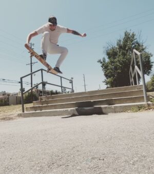 Harry-James Thornton Instagram - Video coming soon 🎥 #deathwishskateboards #thundertrucks #encino #skatboarding