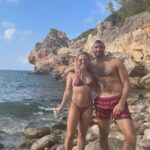 Heléne Yorke Instagram – Turns out you can almost break your leg entirely in half and still have a very good year.