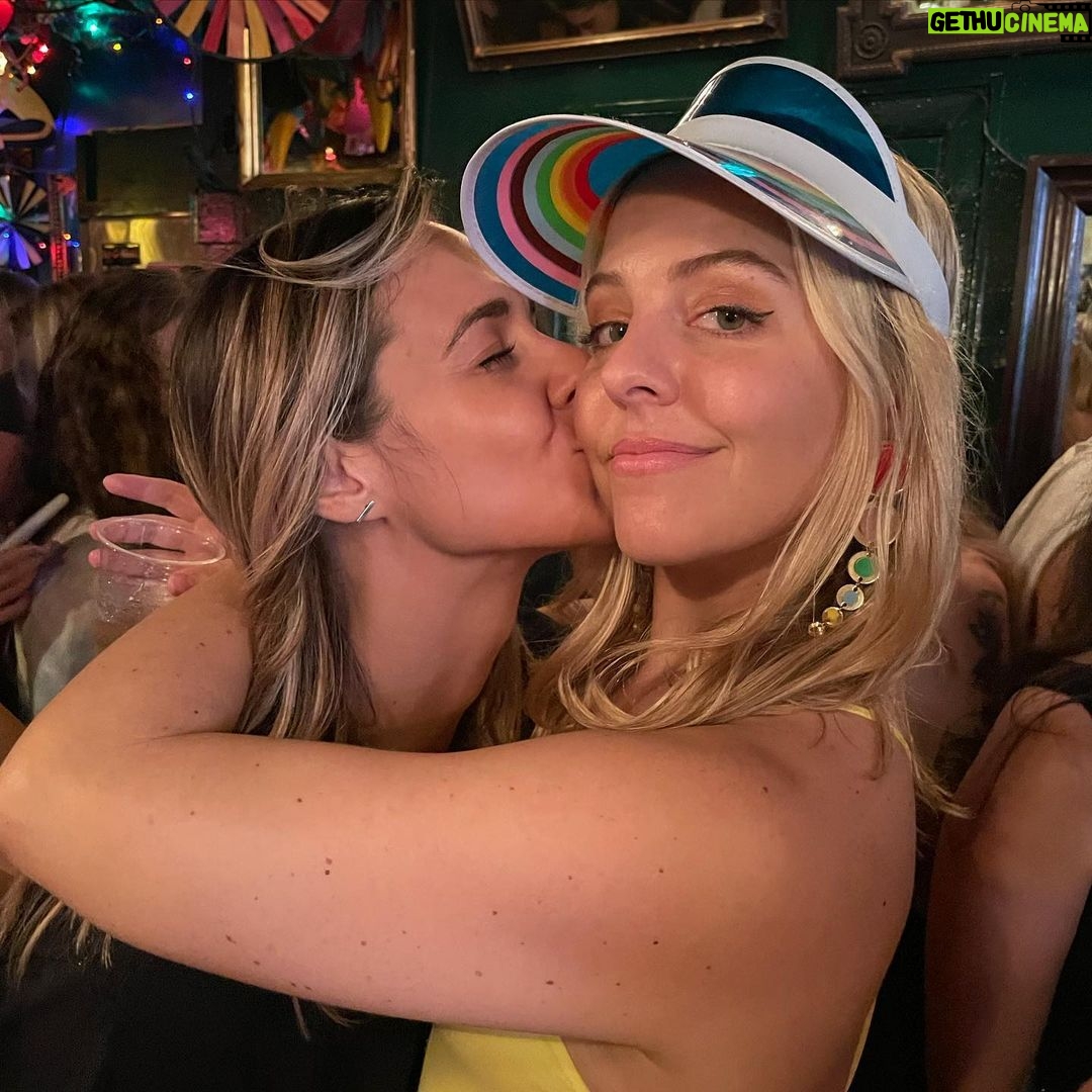 Heléne Yorke Instagram - We drank like we were 22, and are now dead and unable to tell the tale. From what I remember it was fun? What an explosion of joy to spend the day with 2 of our favs 🌈 Scroll for a tearful goodbye. I hope you ALL had a #happypride. Thank you @cubbyholebar for being simply the best 💞 Cubbyhole bar NYC
