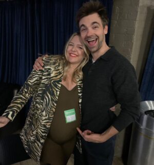 Heléne Yorke Instagram - Special treat getting to see m’man do improv last night at the Beacon with @rejectedjokes and co. 🥰 Laughed so hard I almost gave birth. He’s just so good, y’all. And I DO mean “y’all”.