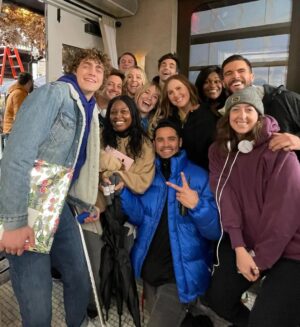 Heléne Yorke Instagram - Wrapped season 3 of 
@othertwoshow in a smelly basement kitchen in tribeca. So damp and happy. Can’t wait for you all to see what we made 🤗 feeling truly spoiled that this is a living.