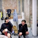 Helena Caldeira Instagram - Wild Flowers volta a estar em cena, amanhã às 20.30h e domingo às 16.30h, com interpretação de língua gestual, na @ccmalaposta. WILD FLOWERS De Rui Neto Com @francisco_monteiro_lopes @_miguel__amorim_ @caldeira_helena @lobomau.producoes Photos : @_aleksandrkuznetsov