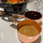 Henri Alén Instagram - Keikkumassa 🦮+⛴️ Selja pääsi Ruotsiin kun käytiin risteilyllä @finnlinessuomi uudella botskilla. Oli kyllä hulppeat fasiliteetit ja ruoka maistui. Spa osasto oli siisti ja pieni koirapuisto kruunasi reissun. Jos karvakaverin kanssa matkustaa niin lämmin suositus. Paras fiilis jäi hyvästä palvelusta kansimiehestä tarjoilijaan. Kaikkialla jaksoi hymy näkyä😊. #finnlines #reissu #ristely #finnsirius #kappelskär #naantali #jees