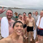 Henri Alén Instagram – Arigato @ebisu_endo !

What a unique experience it was to have Sushi-master Norihito Endo to visit @finnjavelhelsinki . Two different food cultures but so much similarities. Respecting the ingredients, cooking with delicate touches and joying the moments in life. 

Hope to see you back in Finland soon with your great staff. And i promise to take you in forests and lakes next time😊.

Iso kiitos kaikille jotka kävitte myös nauttimassa menusta, voin taata että kyökissä oli yhtä siistiä kuin salin puolella🥂

#ebisuendo #japan #finland #sushi #finnjävel #arigatogozaimasu #chefs