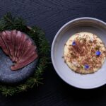 Henri Alén Instagram – Arigato @ebisu_endo !
What a unique experience it was to have Sushi-master Norihito Endo to visit @finnjavelhelsinki . Two different food cultures but so much similarities. Respecting the ingredients, cooking with delicate touches and joying the moments in life.
Hope to see you back in Finland soon with your great staff. And i promise to take you in forests and lakes next time😊.
Iso kiitos kaikille jotka kävitte myös nauttimassa menusta, voin taata että kyökissä oli yhtä siistiä kuin salin puolella🥂
#ebisuendo #japan #finland #sushi #finnjävel #arigatogozaimasu #chefs