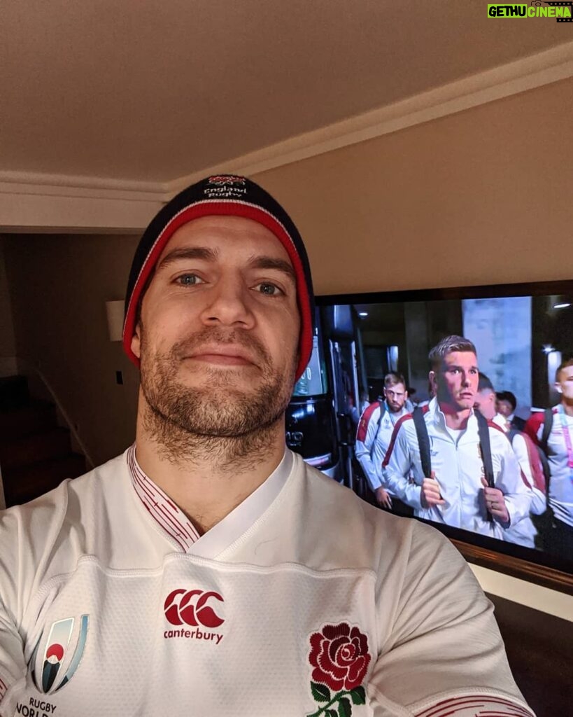 Henry Cavill Instagram - Today. is. the. day. The final of the rugby world cup! England V South Africa! Let's go lads!!!!! #England #Rugby #RWC2019 #OwenFarrell #SouthAfrica