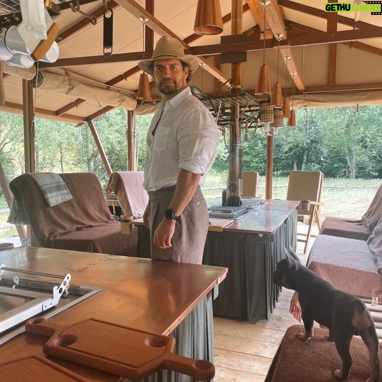 Henry Cavill Instagram - In my happy place this Sunday, cooking away in the Wild Kitchen with my lady and my hounds. I just wanted to take a moment to say, officially, to the fans I met and stood in front of in Brazil, and Poland recently, that you have touched my heart. Thank you so very much. I want you to know that you are greatly appreciated. Thank you. #Brazil #Poland #SundayCooking