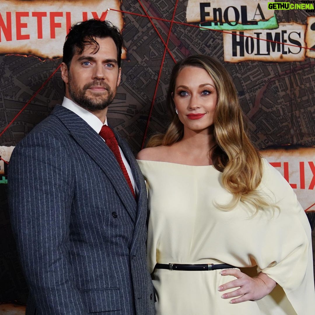 Henry Cavill Instagram - What a wonderful few days! Thank you everyone for showing your enthusiasm for Enola 2, especially to the audience at the premiere! Some serious energy there, my friends! Thank you, also, to the interviewers during press. I know it must be tricky to come up with the questions, and you have a duty to your audiences too, I appreciate all the work you put into it. And last but not least, my companions here in New York, @milliebobbybrown, #HarryBradbeer, @susiewoosie12, @shazdb, @hannahfkdodd, @abbiehern_, and @serranasulingbliss. What exceptional and extraordinary company you are. Thank you so much for letting me join you in this fantastic story. Of course, the premiere evening would not be complete without my @nviscuso. Thank you for you and everything you do. Enola Holmes 2 will be put on Netlfix on November 4th. I hope you all enjoy! #EnolaHolmes2