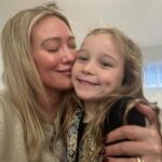 Hilary Duff Instagram - My little angel girls! I got to read my books at their school today🥰 what a treat 🍭