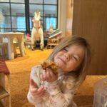 Hilary Duff Instagram - Thankful 🤎