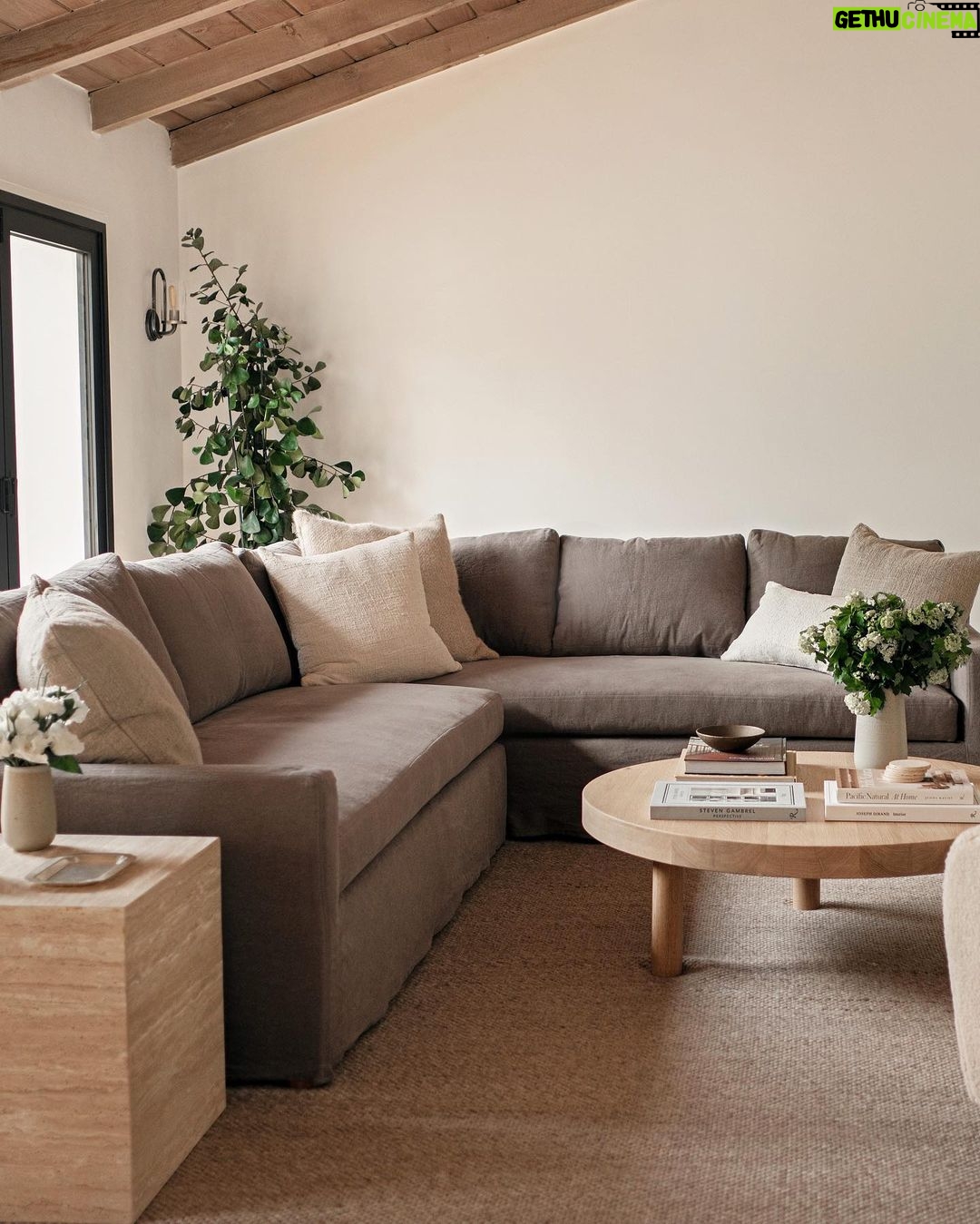 Hilary Duff Instagram - In the collaboration of a lifetime, our interiors team dreamt up a new work space for @hilaryduff. The result? Timeless, clean, and fit for an icon.