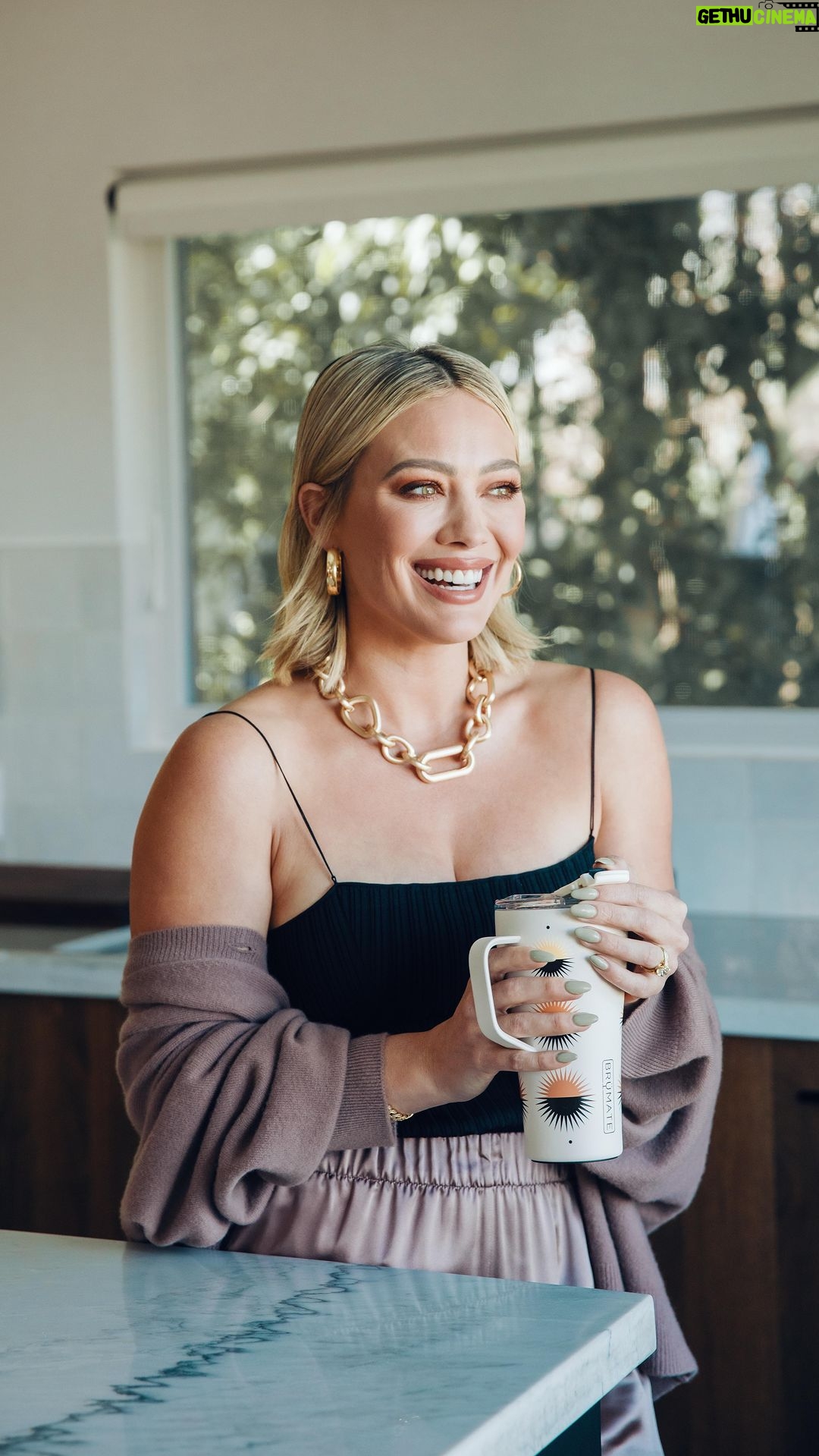Hilary Duff Instagram - Hilary Duff x BrüMate 💫🌚✨🌞 05.09.23