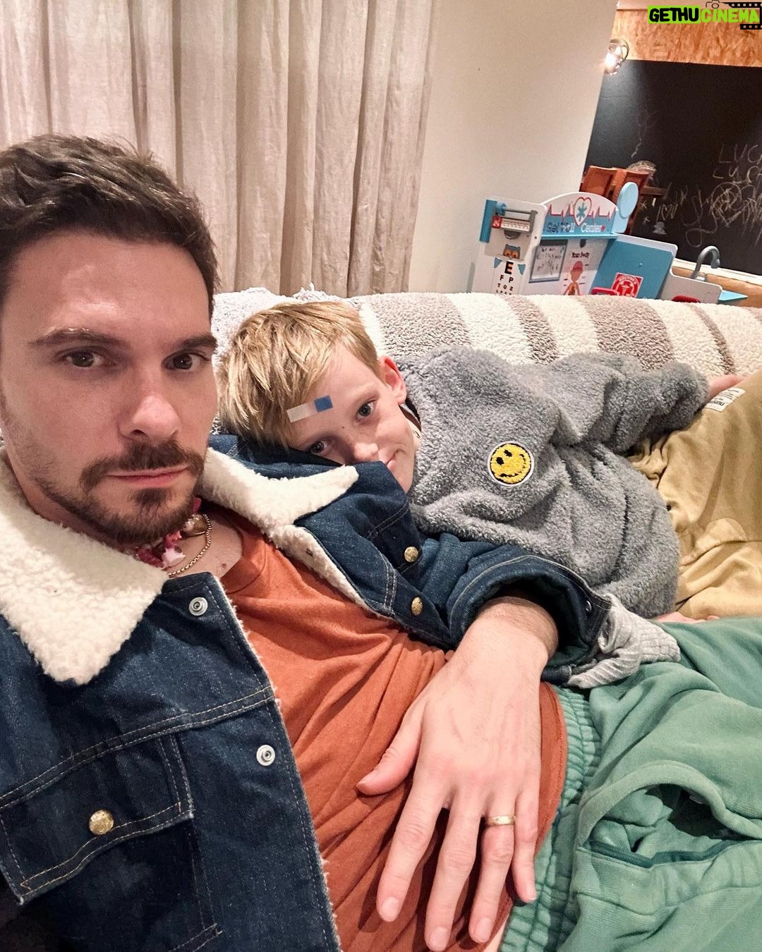 Hilary Duff Instagram - Everything is just better with …and because of you. ♥️ Happy Father’s Day to you! We love you beyond and thanks for always carrying all the stuff I pack… I set you up nice for this @matthewkoma …. Let’s hear it 🙄😊