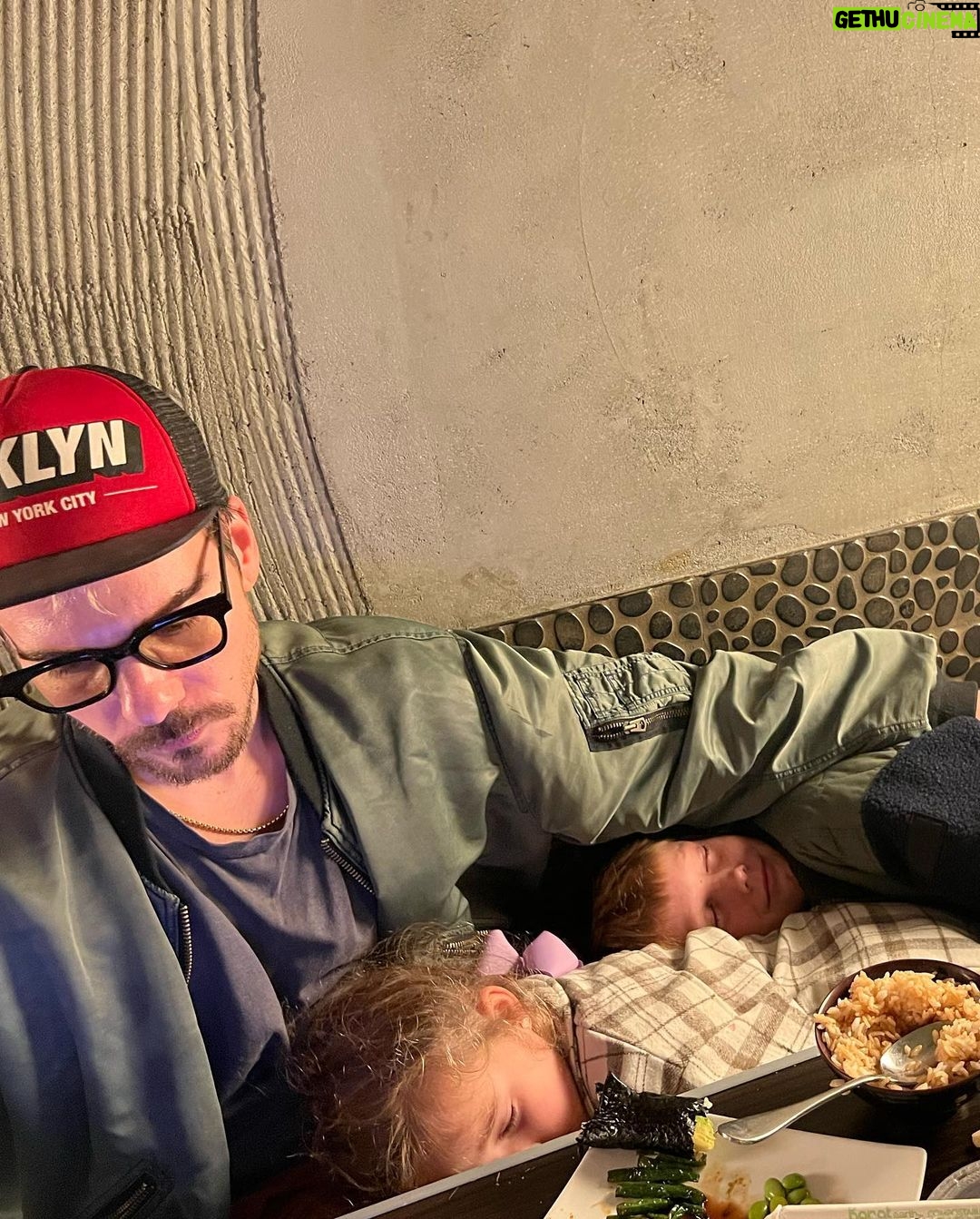 Hilary Duff Instagram - Everything is just better with …and because of you. ♥️ Happy Father’s Day to you! We love you beyond and thanks for always carrying all the stuff I pack… I set you up nice for this @matthewkoma …. Let’s hear it 🙄😊