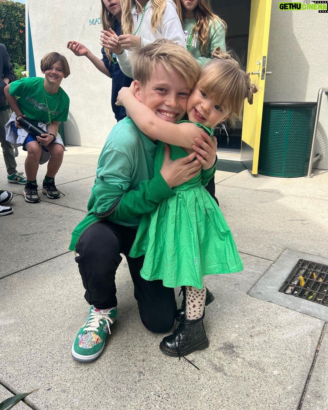 Hilary Duff Instagram - Getting into double digits just happen…..😮 how are we already at 11 - it’s only been a day but 11 looks good on you my boy. I know you will kick this years butt! (Sorry for my day late … ☺️, you keep us all very busy) love you beyond how my brain and heart can compute 💞