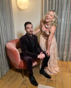 Hilary Duff Instagram - Two late nights out and we’ve hit our yearly quota 💫 @vanityfair & @gettyentertainment #VFOscars #VanityFairOscarParty