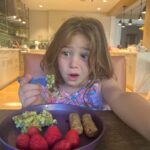 Hilary Duff Instagram - Your morning look like this too? 🙄🫠🫨🙃🤪