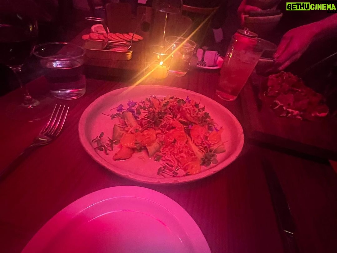 Hilary Duff Instagram - YOU +sleep+other things we did+ food+tennis+ Ojai = ☄️