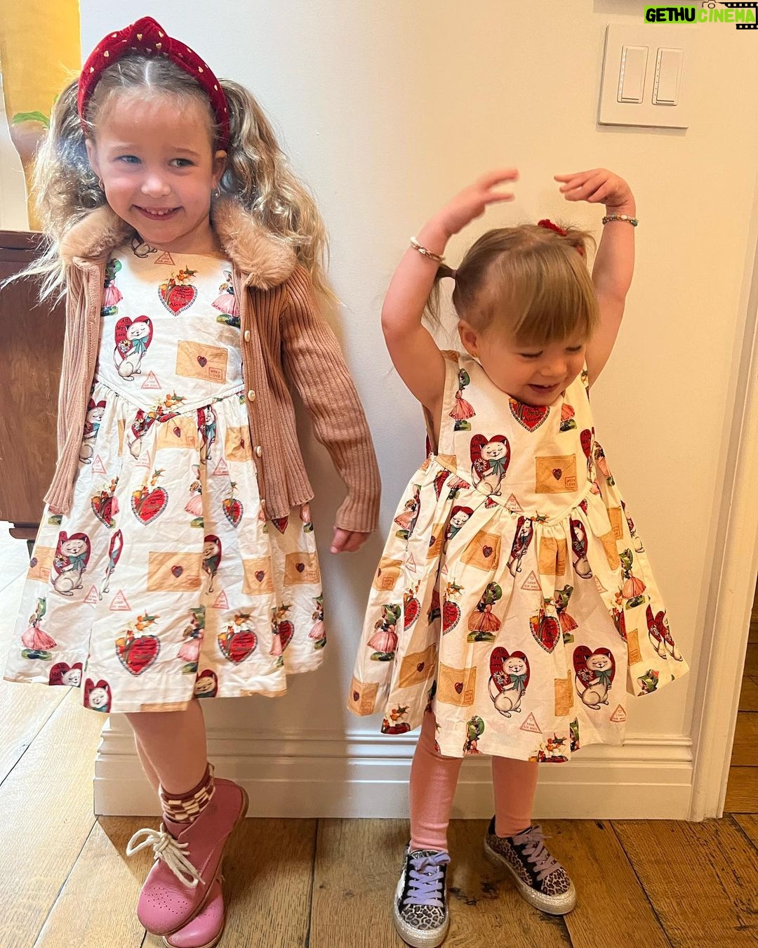 Hilary Duff Instagram - These beautiful little hearts …bursting and wild. Happy Valentine’s Day from the Bair girlies