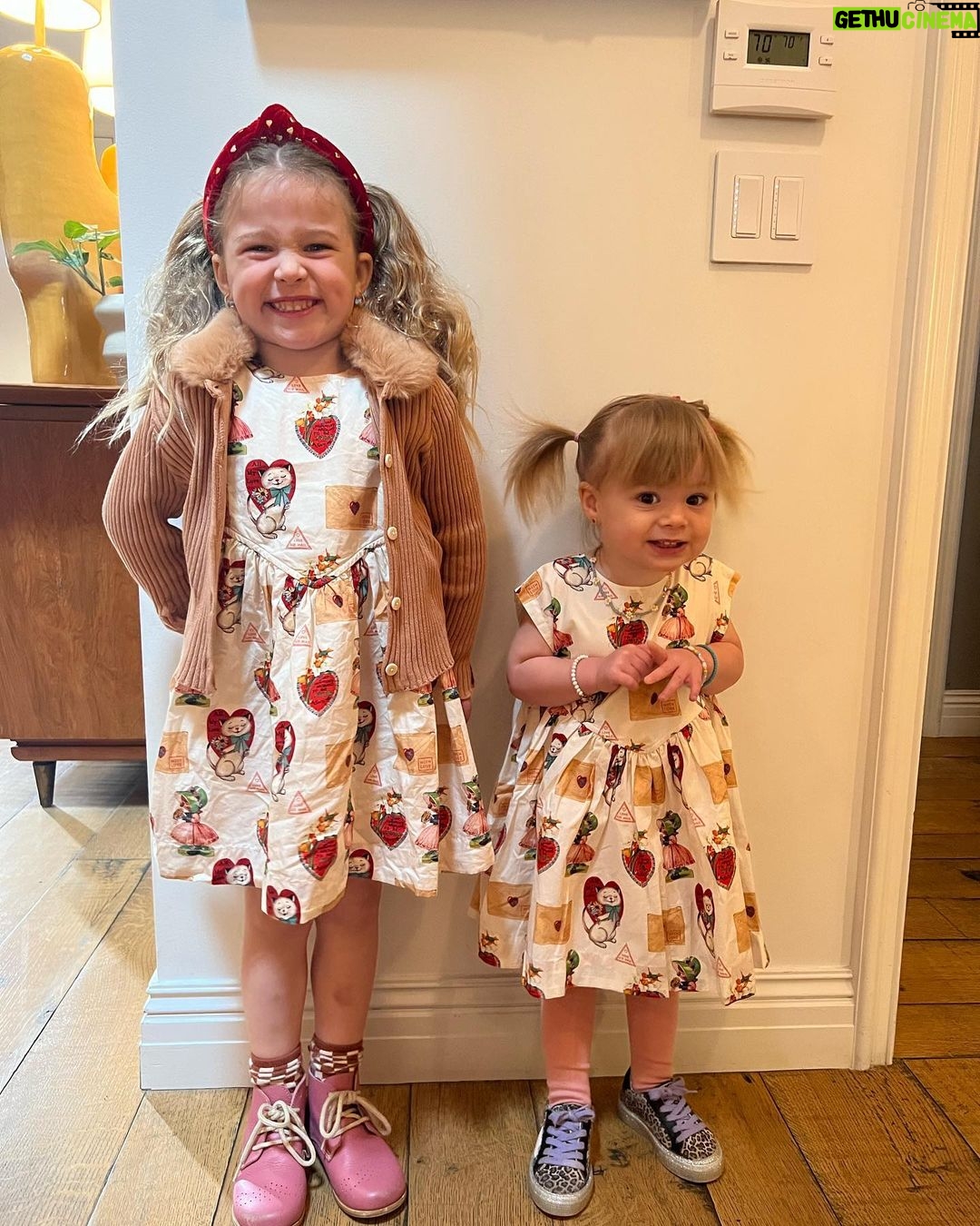 Hilary Duff Instagram - These beautiful little hearts …bursting and wild. Happy Valentine’s Day from the Bair girlies