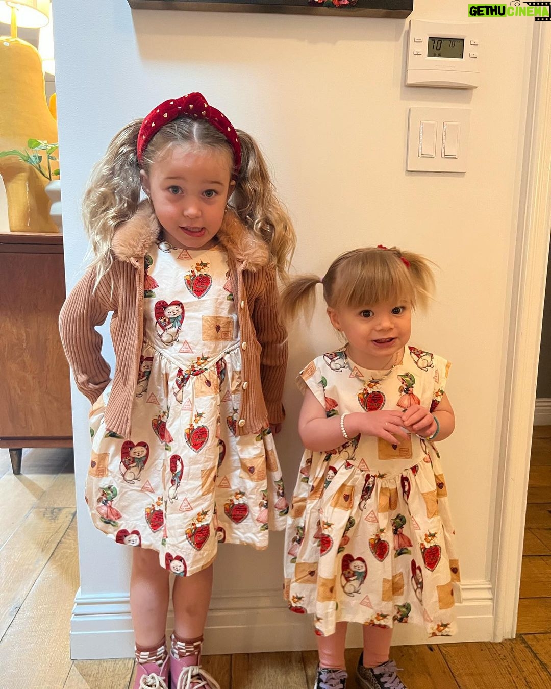 Hilary Duff Instagram - These beautiful little hearts …bursting and wild. Happy Valentine’s Day from the Bair girlies