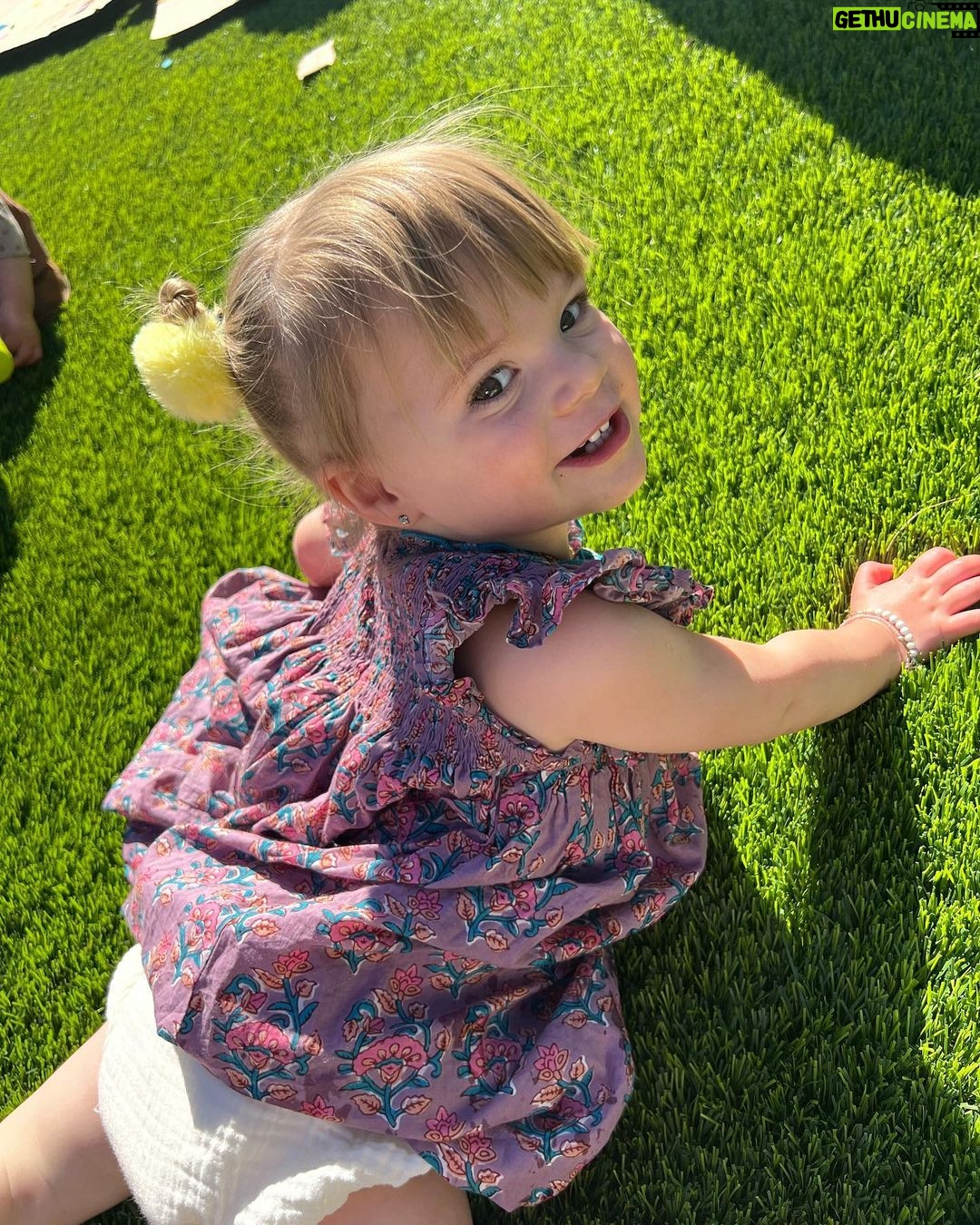 Hilary Duff Instagram - Mae Mae appreciation post. 🦋
