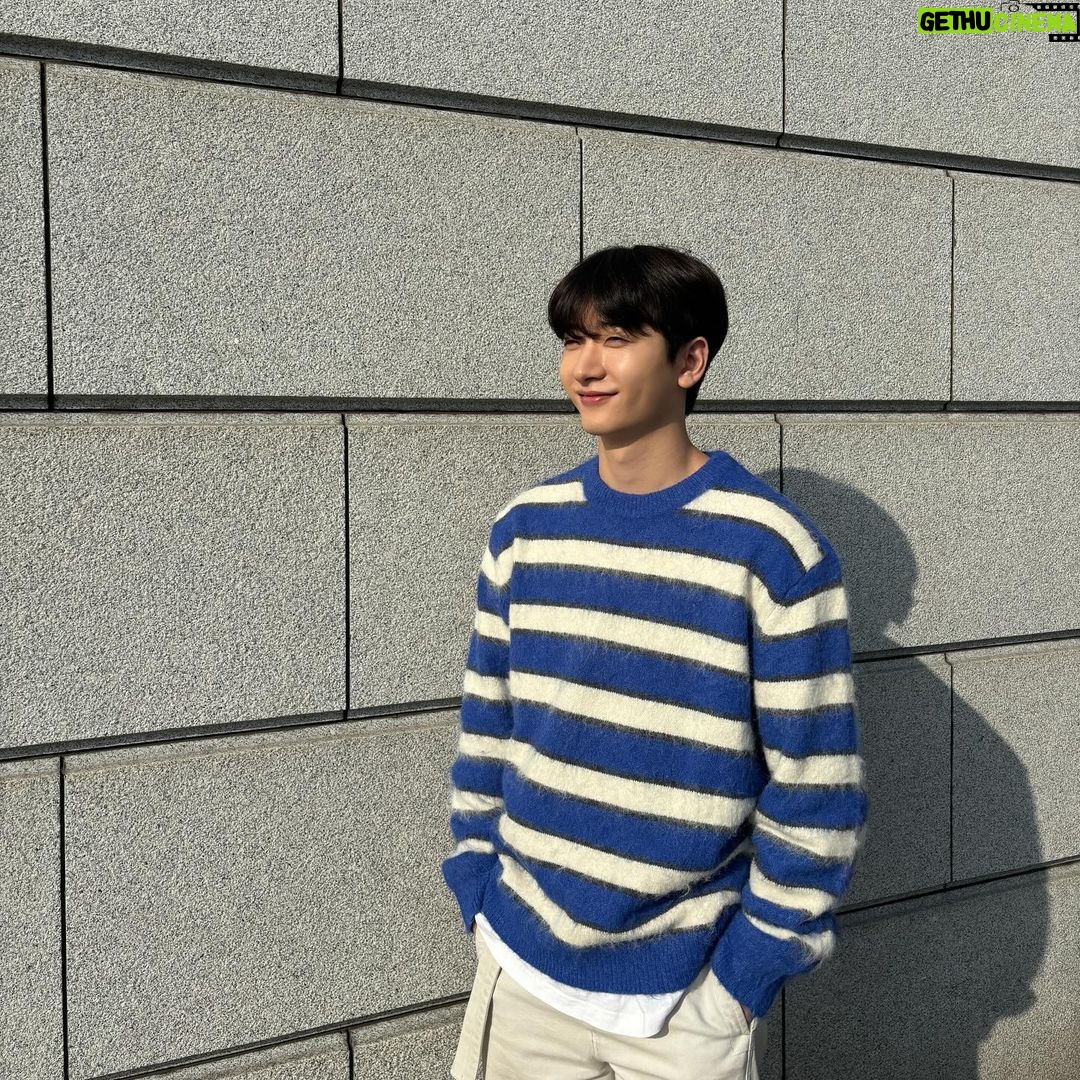 Hong Eun-ki Instagram - 오늘 밤에도 재준이와 함께 👍🏻 KBS 별관