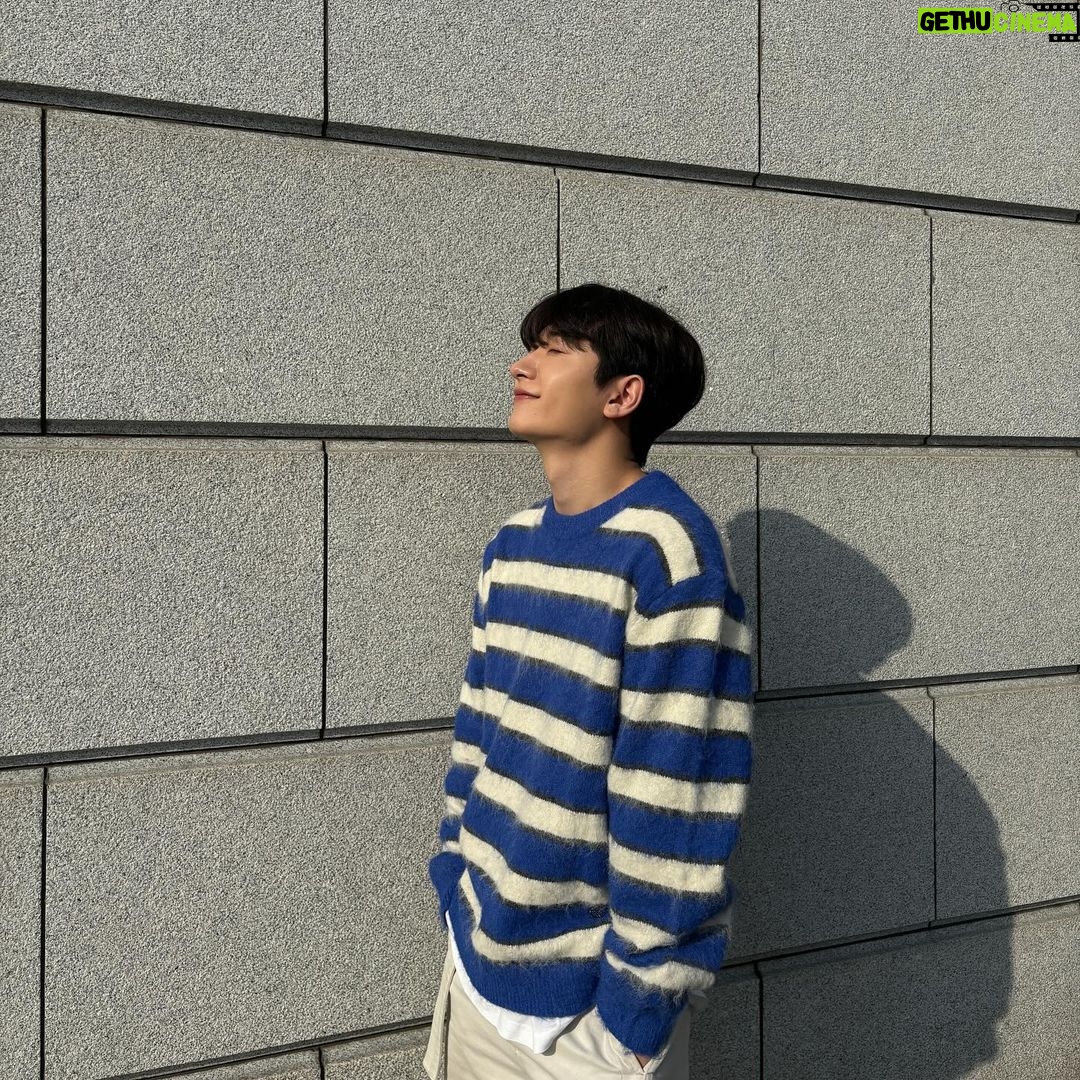 Hong Eun-ki Instagram - 오늘 밤에도 재준이와 함께 👍🏻 KBS 별관
