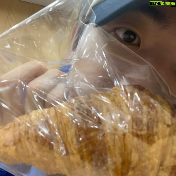 Hong Eun-ki Instagram - 두번째 사진 핸드👋🏻 오늘 밤에도 우당탕탕 패밀리와 함께해요! KBS 별관