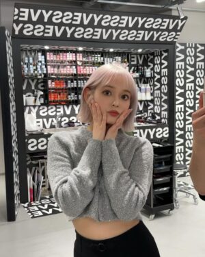 Honoka Yahagi Instagram - I got my hair cut 🤍
What do you think?☺️

ついにボブにしちゃった🙌🏻
