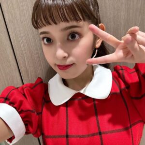 Honoka Yahagi Instagram - 舞台「家政夫のミタゾノ THE STAGE〜お寺座の怪人〜」アニー役、楽しんでおります♥️
東京と大阪にて、残すところ7公演となりました🙌🏻

たくさんの方に楽しんでいただけるようまだまだ頑張りますよ〜😘

#家政夫のミタゾノ