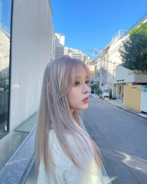 Honoka Yahagi Instagram - New hair color✨
ホワイトな金髪にしてもらいました♡