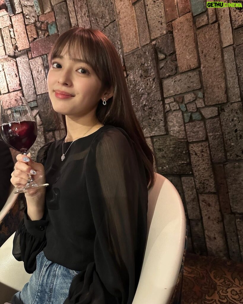 Honoka Yahagi Instagram - With a glass of good wine 🍷 Actually not wine, but grape juice. #harrywinston
