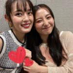 Honoka Yahagi Instagram - りほとまた会えました♥️ 12年前に初めて映画で会って、それから色々なご縁があり、お仕事で一緒になることが1番多いりほちゃんです✨ 仮面ライダーオーズ10th以来の再会で嬉しかった😍 #COLORZwithSHEIN