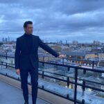 Hugh Jackman Instagram - Suited & booted. Thank you @alessandrosartoriofficial @zegnaofficial and the entire team!