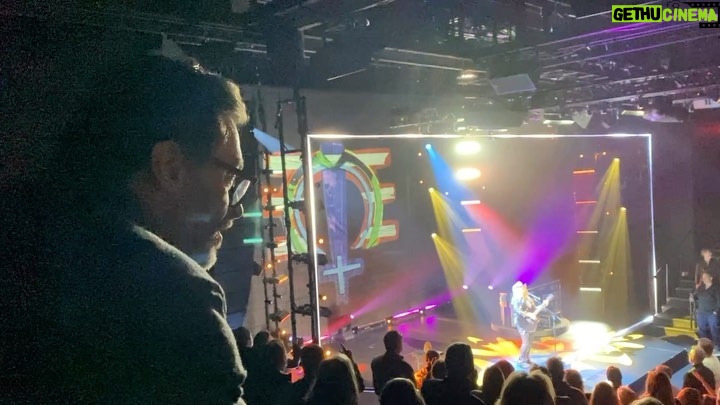 Hugh Jackman Instagram - I’ve only seen one other Broadway show more than once. #mywindow is the other. @melissa_etheridge is raw emotion. All at once dramatic, funny and thought provoking. And then there’s her voice! Don’t sleep on seeing this show.