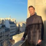 Hugh Jackman Instagram - This is February in Paris? En effet!!
