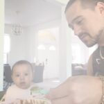 Humberto Solano Instagram - ❤️ Disfruta cada momento con tus hijos, seamos responsables y conscientes que ellos llegaron al mundo gracias a NOSOTROS… ahora NOSOTROS somos los responsables de su crecimiento y desarrollo ❤️ #lovequotes #family #daughter #home #casa #amor #familia #viral #reels #eat #smile