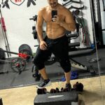 Humberto Solano Instagram - Remind yourself everyday how f”” good you’re! Don’t wait until someone else does it !! 🔥👊 Recuérdate a ti mismo todos los días que tan chingón eres!! No esperes a que alguien más lo haga! 🔥👊 Orlando, Florida