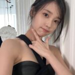 IU Instagram - 2023 시즌그리팅 🌷🍹📙😶‍🌫️