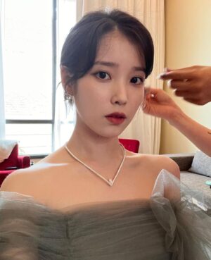 IU Instagram - cannesfilmfestival💚
#broker