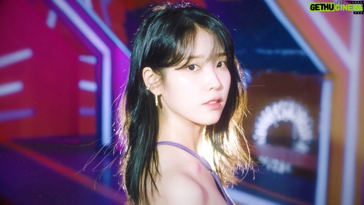 IU Instagram - 가나다라 #GANADARA 박재범 제이팍 @moresojuplease feat.아이유 🔥🔥