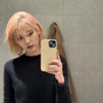 IU Instagram - 구찌야 우리 깔맞춤..?🫢 잘 갔다 올게요💘 @sabatods #GucciFW24
